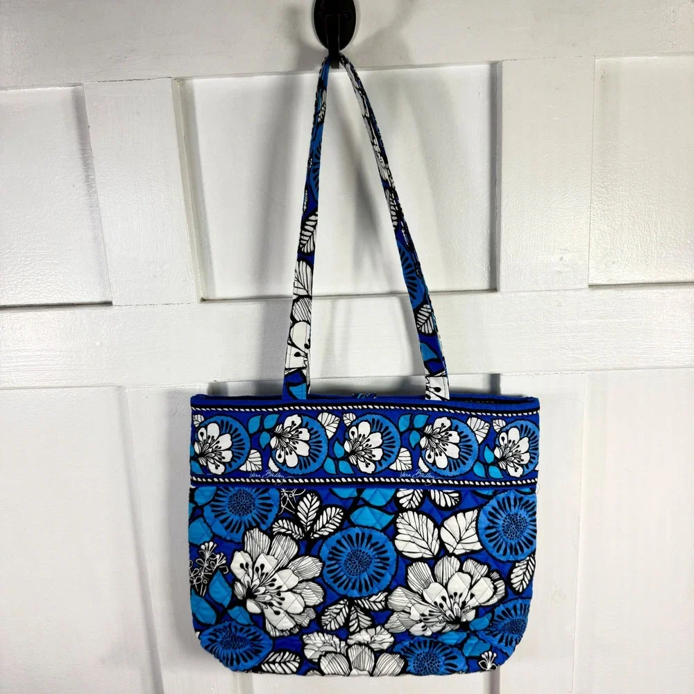 Vera Bradley Blue Bayou Quilted Cotton Floral Shoulder‎ Tote Large
